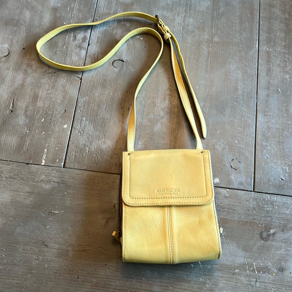 AMERICAN LEATHER CO crossbody 🔥 🔥